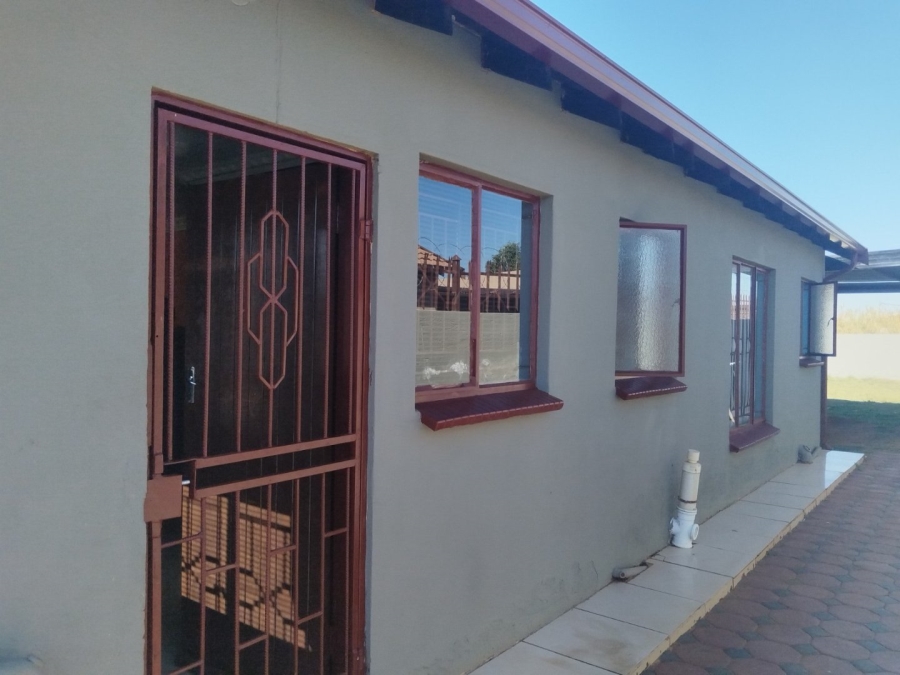To Let 3 Bedroom Property for Rent in Soshanguve XX Gauteng