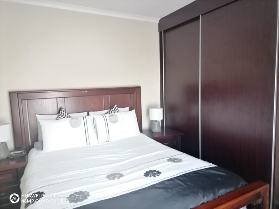 3 Bedroom Property for Sale in Kirkney Gauteng