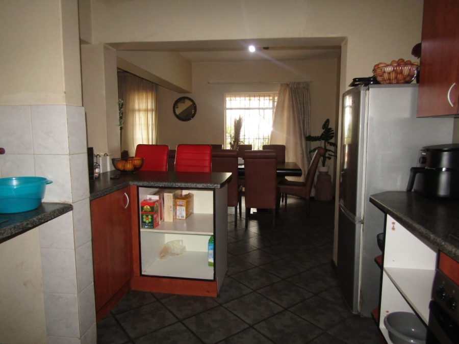 3 Bedroom Property for Sale in La Montagne Gauteng