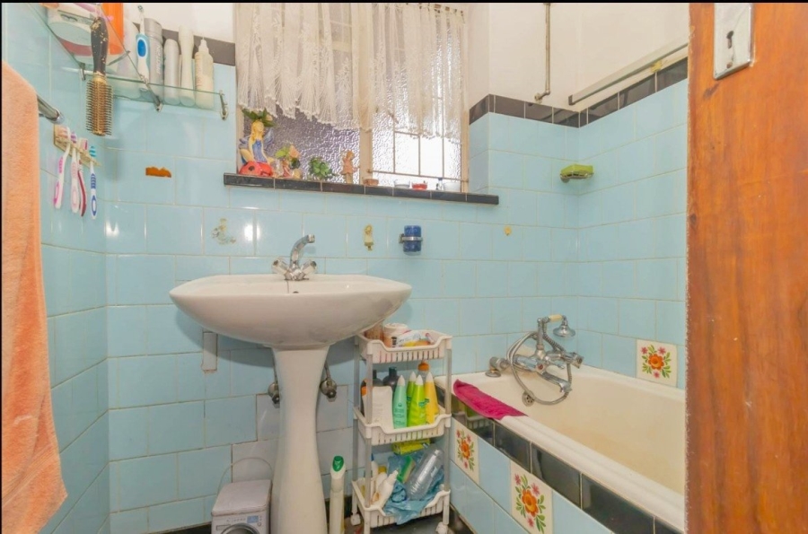 2 Bedroom Property for Sale in Casseldale Gauteng