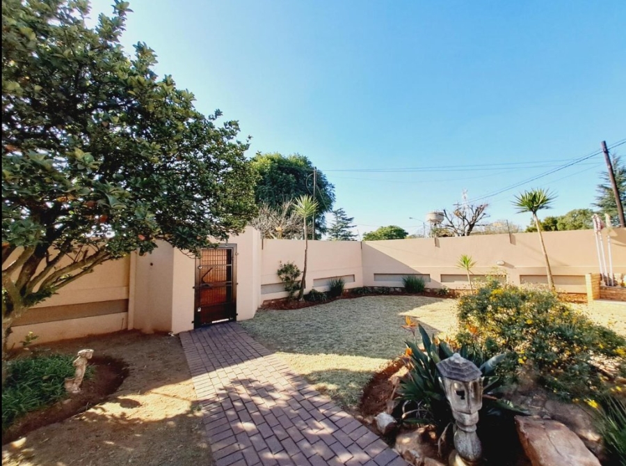 4 Bedroom Property for Sale in Sunnyridge Gauteng