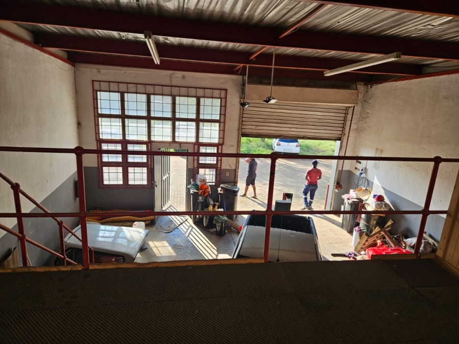  Bedroom Property for Sale in Alrode Gauteng