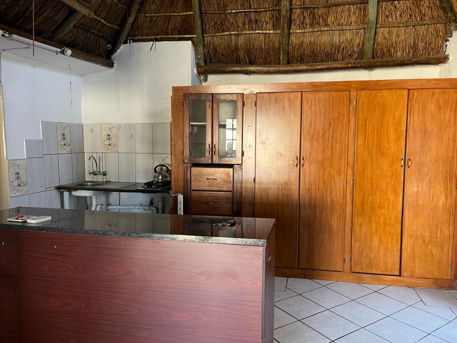To Let 1 Bedroom Property for Rent in Farrarmere Gauteng