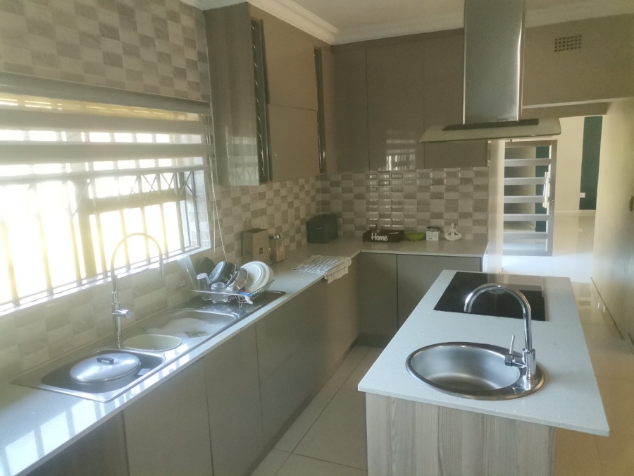 3 Bedroom Property for Sale in Freeway Park Gauteng