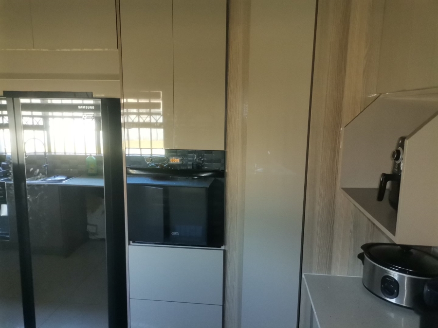 3 Bedroom Property for Sale in Freeway Park Gauteng