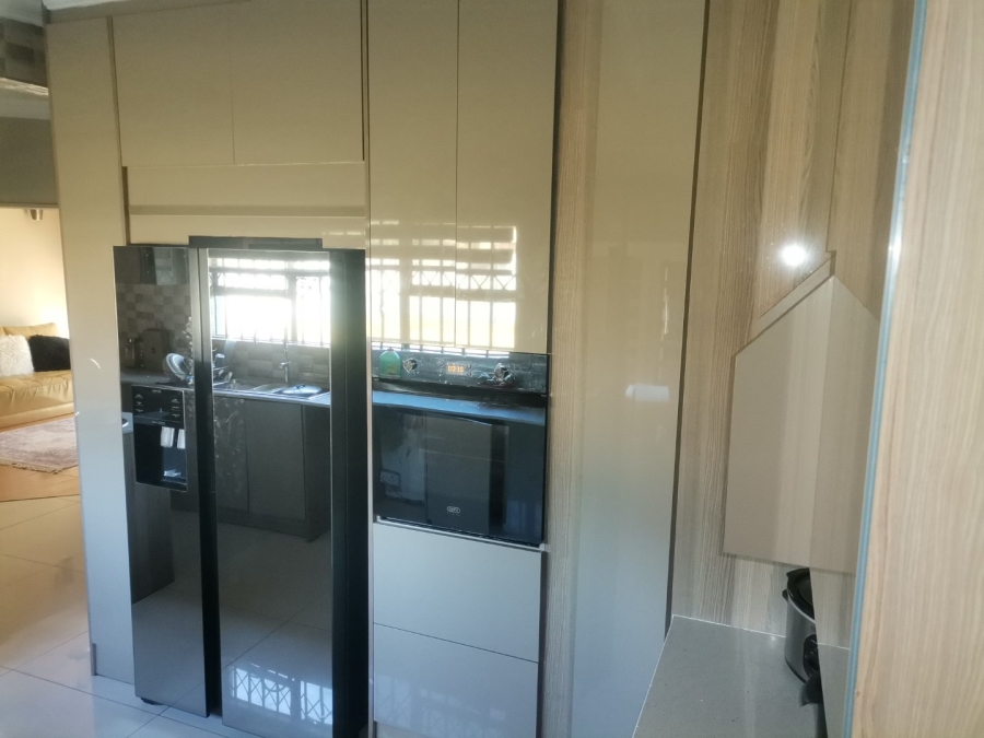 3 Bedroom Property for Sale in Freeway Park Gauteng