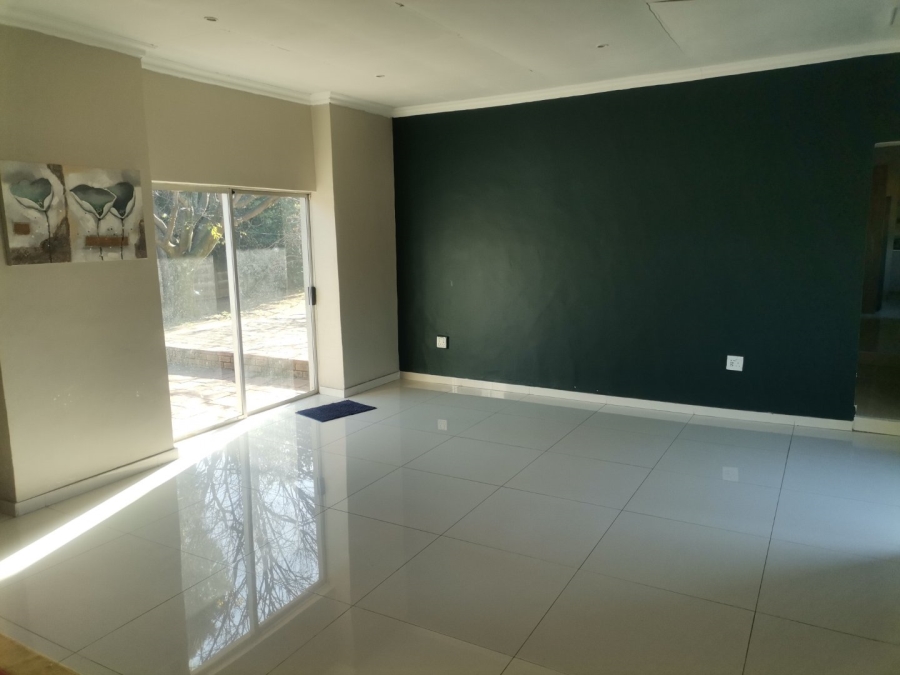 3 Bedroom Property for Sale in Freeway Park Gauteng