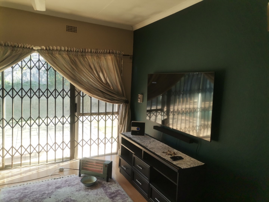 3 Bedroom Property for Sale in Freeway Park Gauteng