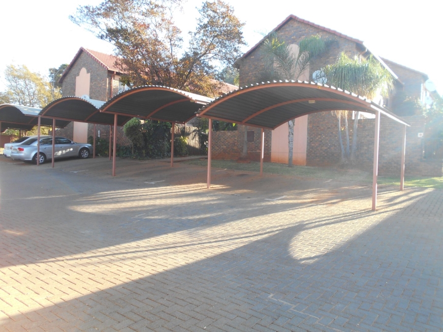 To Let 1 Bedroom Property for Rent in Hennopspark Gauteng