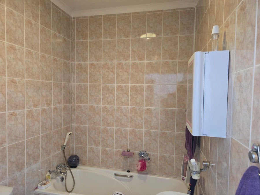 4 Bedroom Property for Sale in Witfield Gauteng