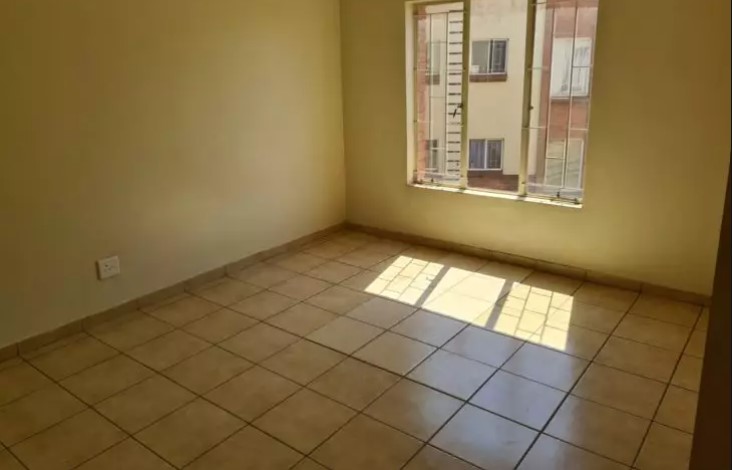 2 Bedroom Property for Sale in The Orchards Gauteng