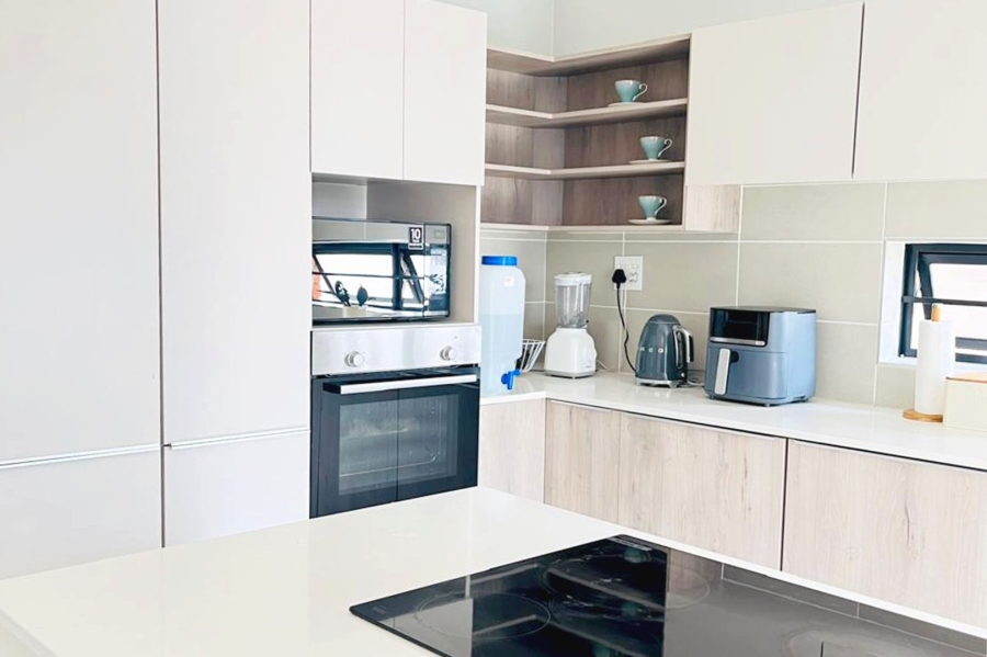 To Let 3 Bedroom Property for Rent in Amberfield Gauteng