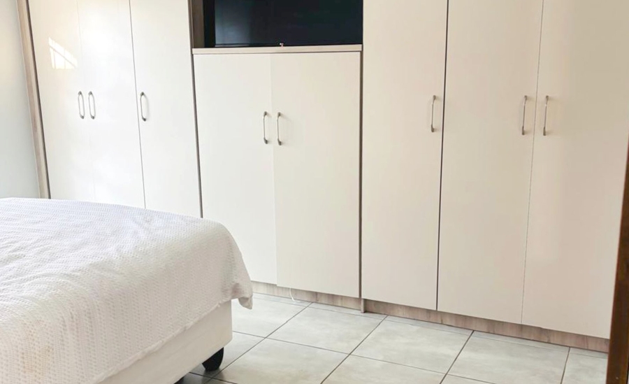 To Let 3 Bedroom Property for Rent in Amberfield Gauteng