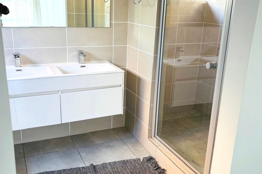 To Let 3 Bedroom Property for Rent in Amberfield Gauteng