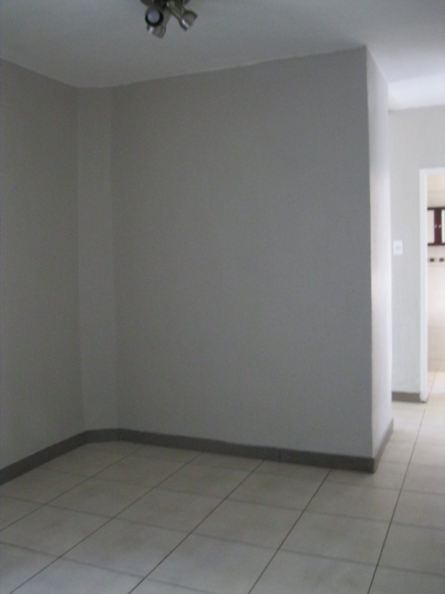 To Let 3 Bedroom Property for Rent in Riviera Gauteng