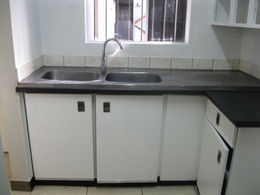 To Let 3 Bedroom Property for Rent in Riviera Gauteng