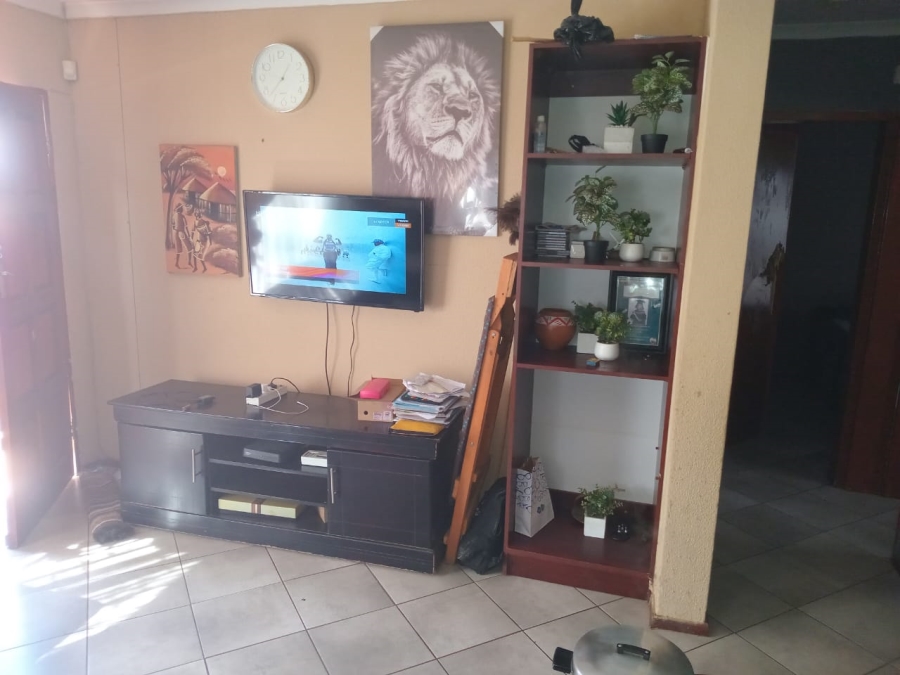 2 Bedroom Property for Sale in Modder East Gauteng