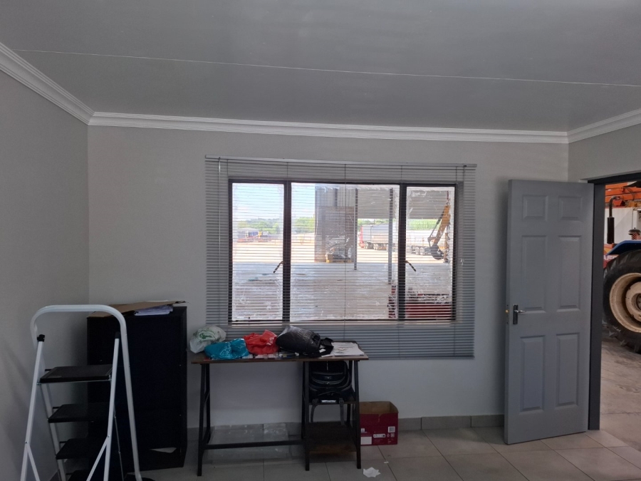 To Let commercial Property for Rent in Pomona Gauteng