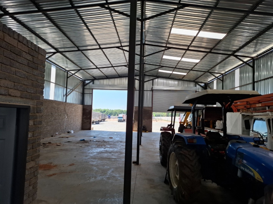 To Let commercial Property for Rent in Pomona Gauteng
