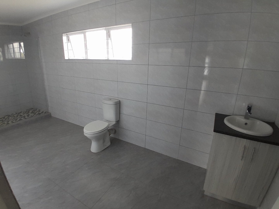 To Let 3 Bedroom Property for Rent in Glen Austin Gauteng
