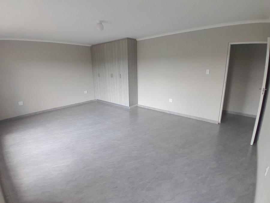 To Let 3 Bedroom Property for Rent in Glen Austin Gauteng