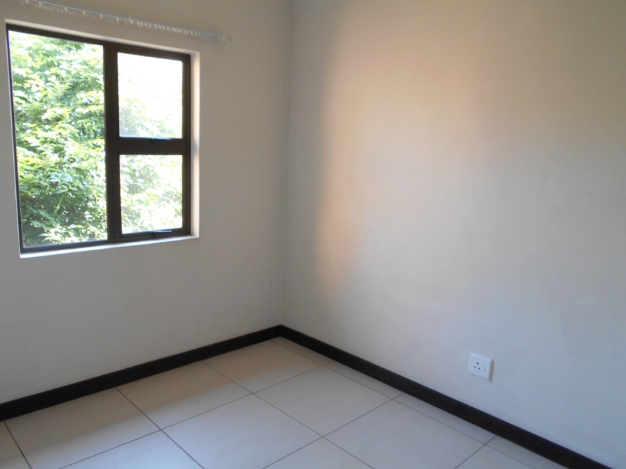 To Let 2 Bedroom Property for Rent in Amberfield Gauteng