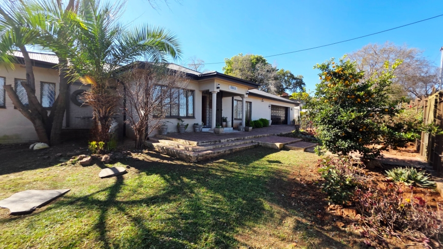 4 Bedroom Property for Sale in Erasmia Gauteng