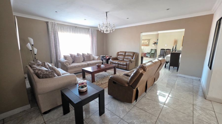 4 Bedroom Property for Sale in Erasmia Gauteng