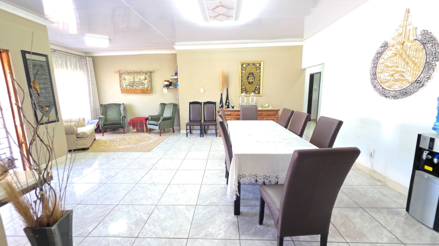 4 Bedroom Property for Sale in Erasmia Gauteng