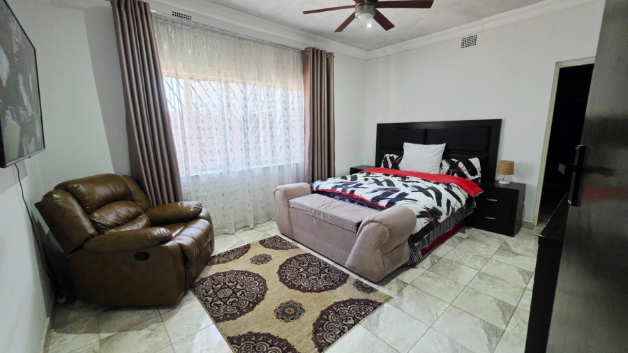 4 Bedroom Property for Sale in Erasmia Gauteng