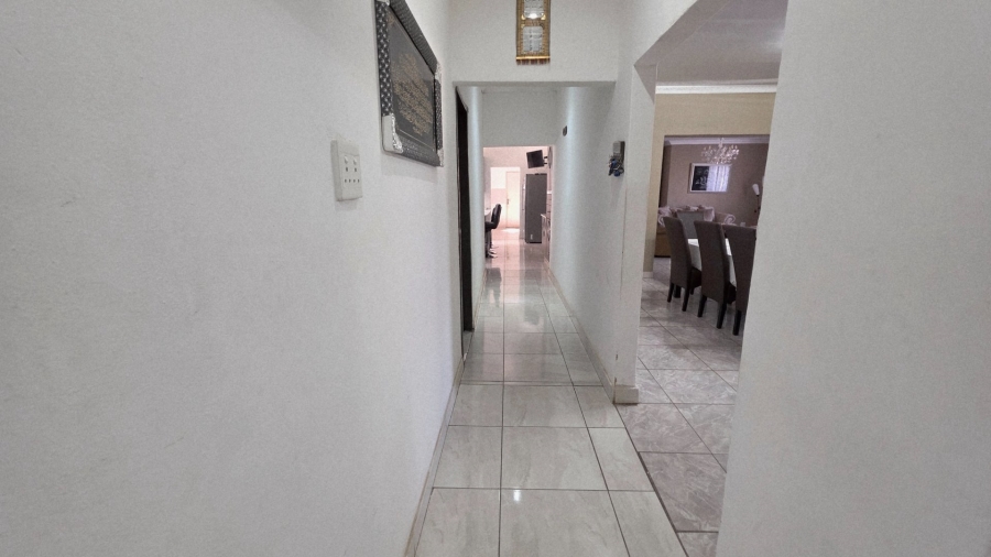 4 Bedroom Property for Sale in Erasmia Gauteng