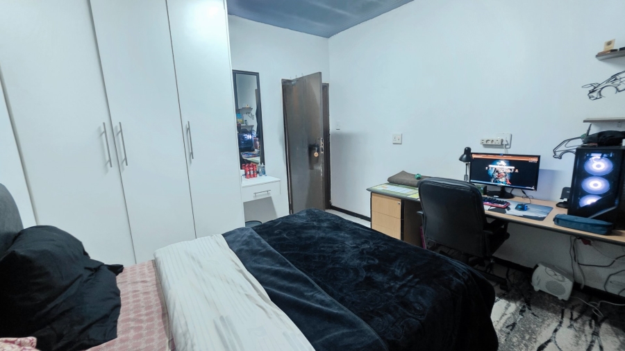 4 Bedroom Property for Sale in Erasmia Gauteng