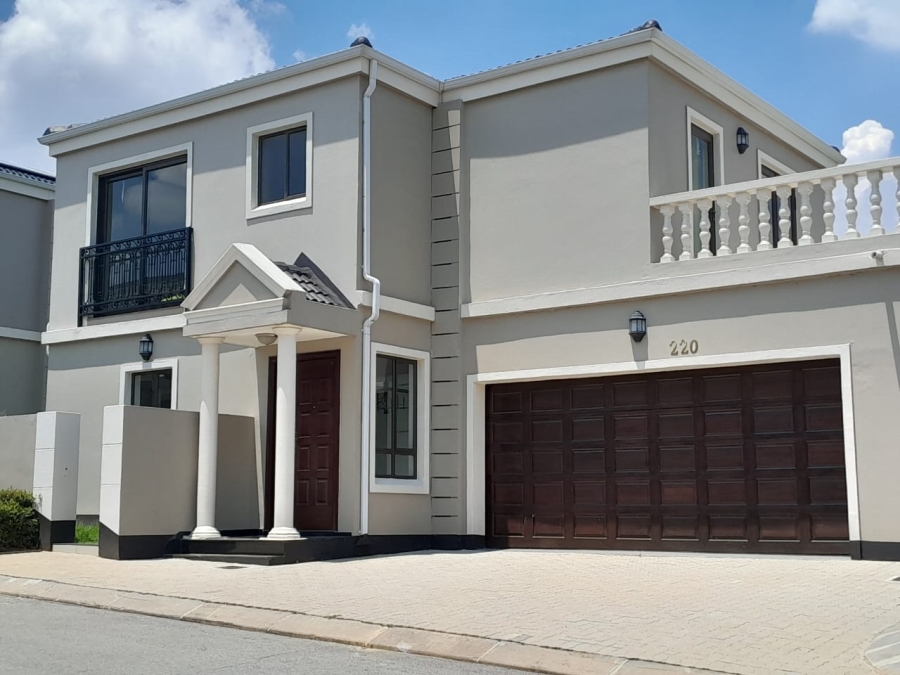 To Let 3 Bedroom Property for Rent in Fourways Gauteng