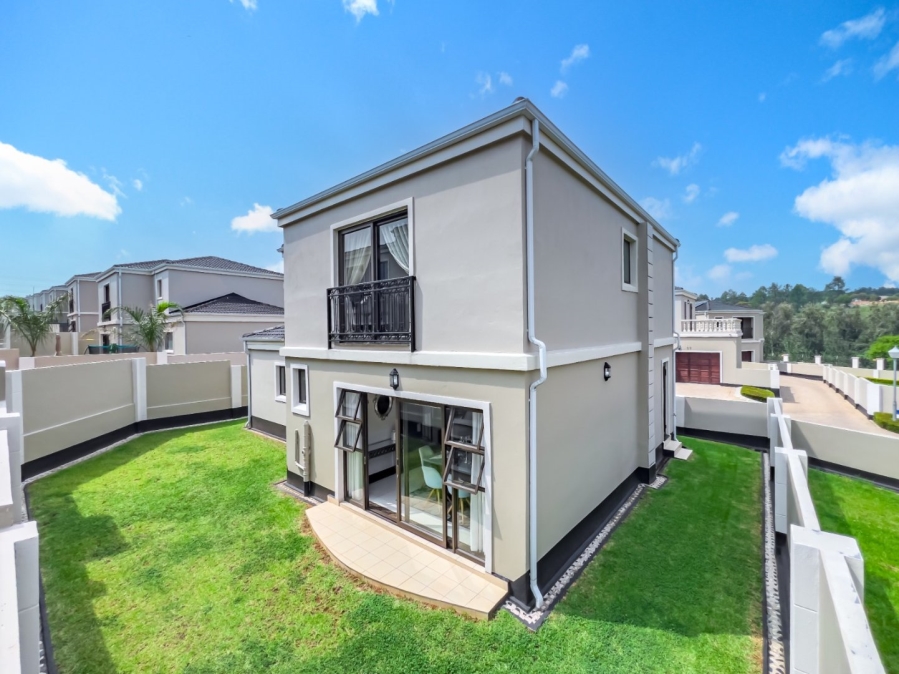 To Let 3 Bedroom Property for Rent in Fourways Gauteng