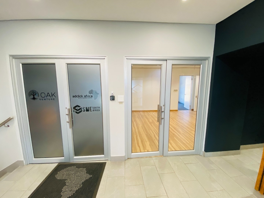 To Let commercial Property for Rent in Strubensvallei Gauteng