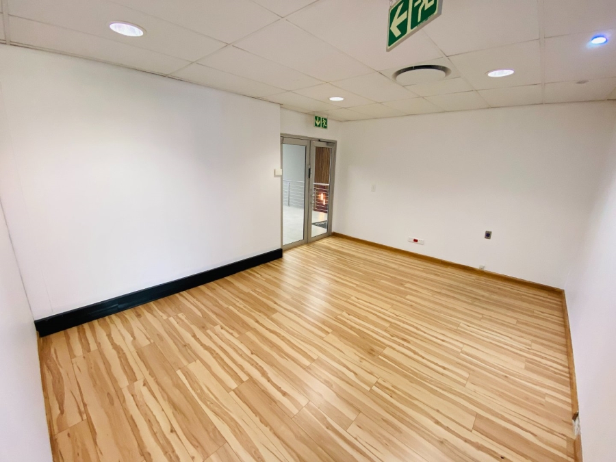 To Let commercial Property for Rent in Strubensvallei Gauteng