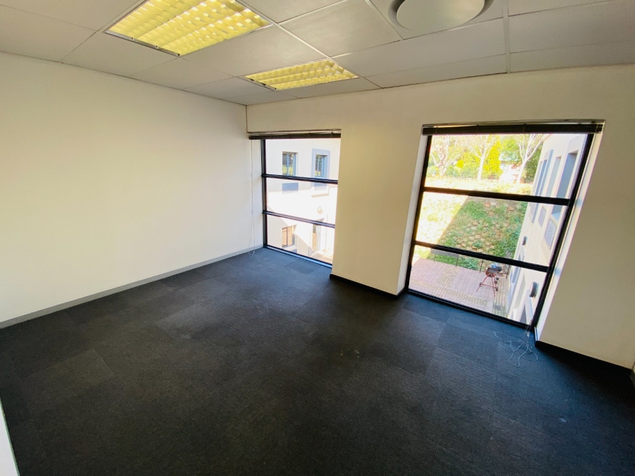 To Let commercial Property for Rent in Strubensvallei Gauteng