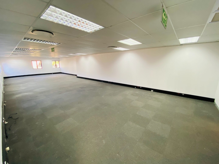 To Let commercial Property for Rent in Strubensvallei Gauteng