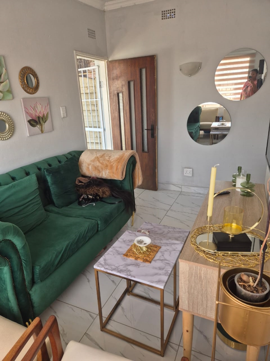 To Let 1 Bedroom Property for Rent in Ravensklip Gauteng