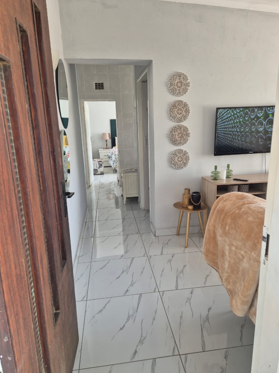 To Let 1 Bedroom Property for Rent in Ravensklip Gauteng