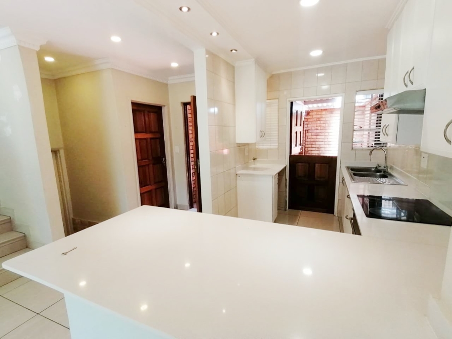 2 Bedroom Property for Sale in Bedfordview Gauteng