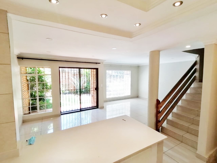 2 Bedroom Property for Sale in Bedfordview Gauteng