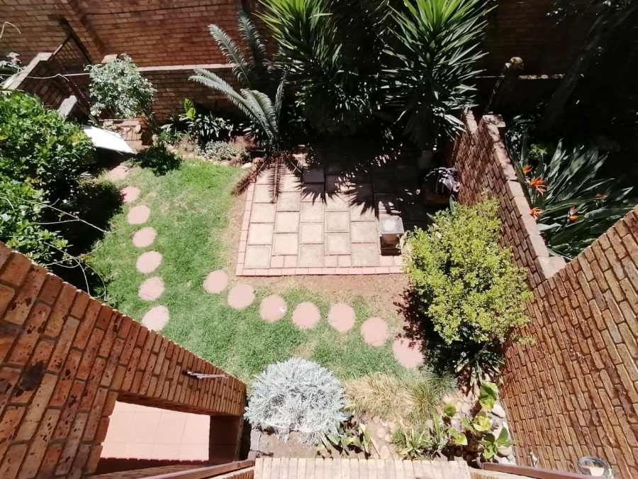 2 Bedroom Property for Sale in Bedfordview Gauteng