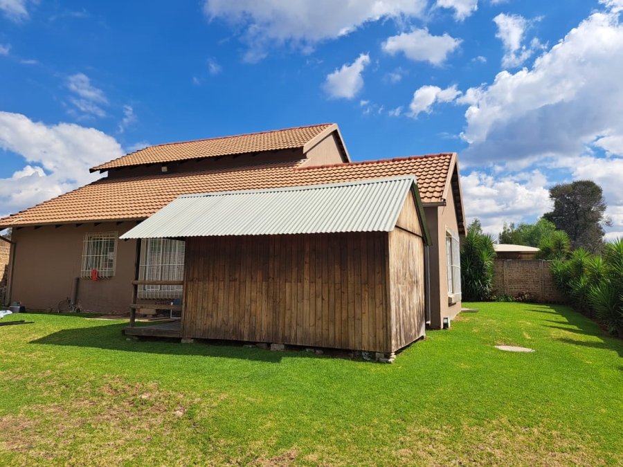  Bedroom Property for Sale in Danie Taljaard Park Gauteng