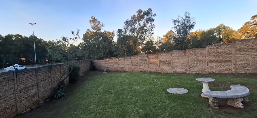 Bedroom Property for Sale in Danie Taljaard Park Gauteng