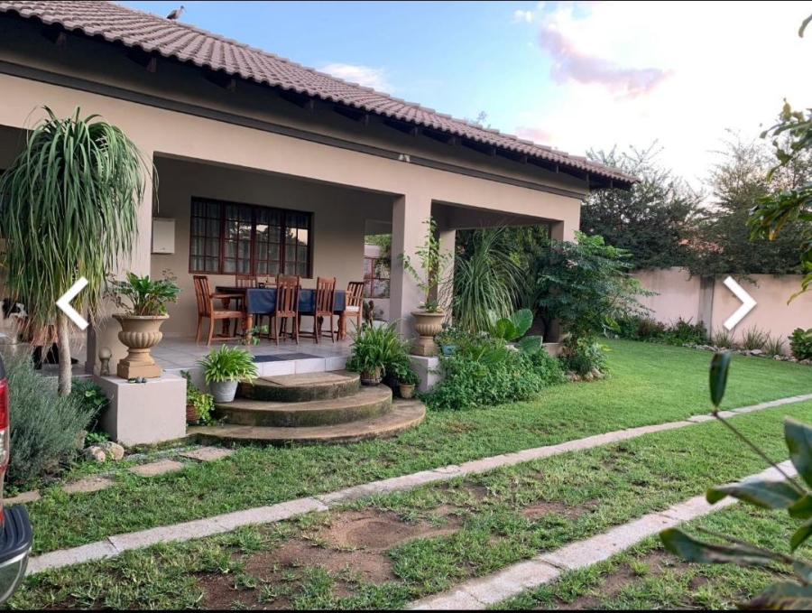 4 Bedroom Property for Sale in Edenvale Central Gauteng