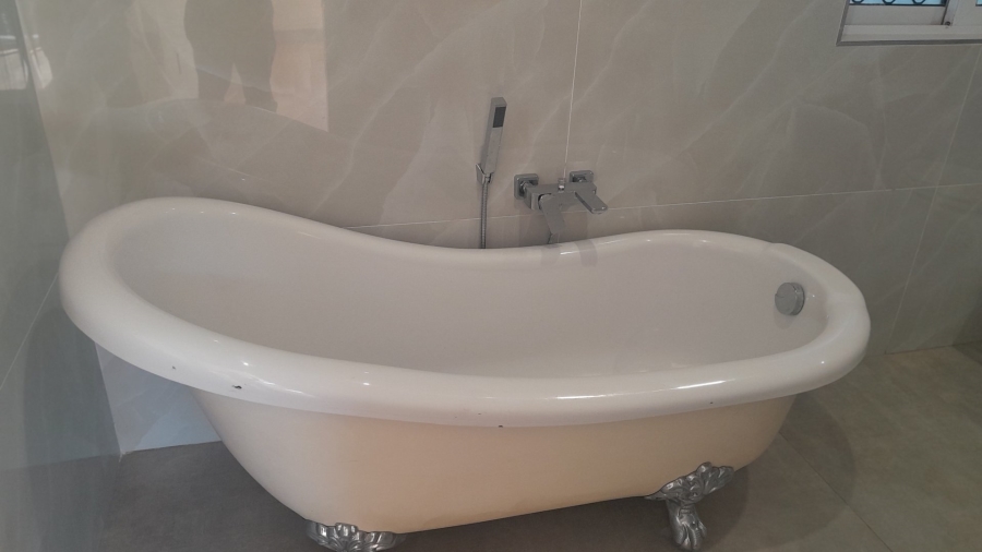 5 Bedroom Property for Sale in Wierda Park Gauteng