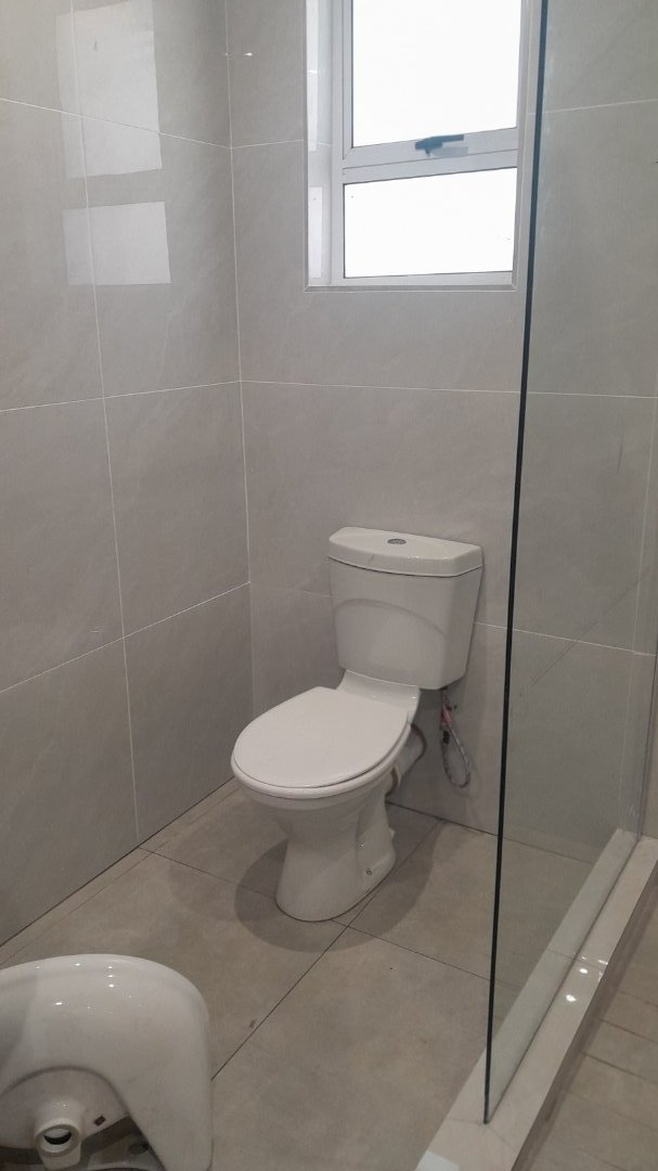 5 Bedroom Property for Sale in Wierda Park Gauteng