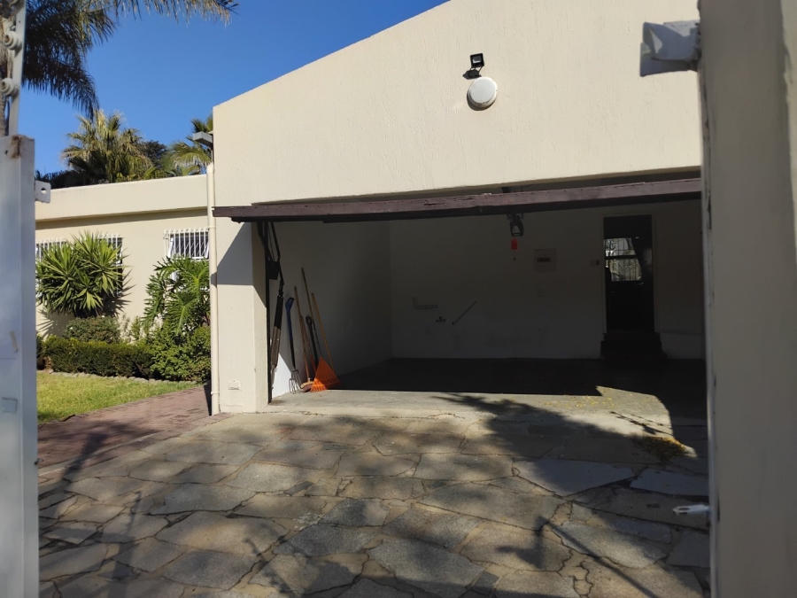 3 Bedroom Property for Sale in Edenvale Central Gauteng