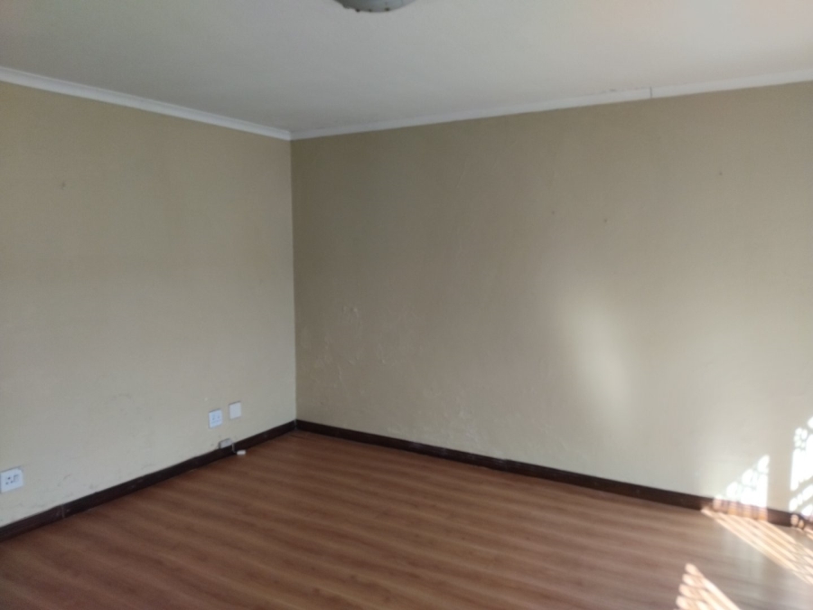 3 Bedroom Property for Sale in Edenvale Central Gauteng